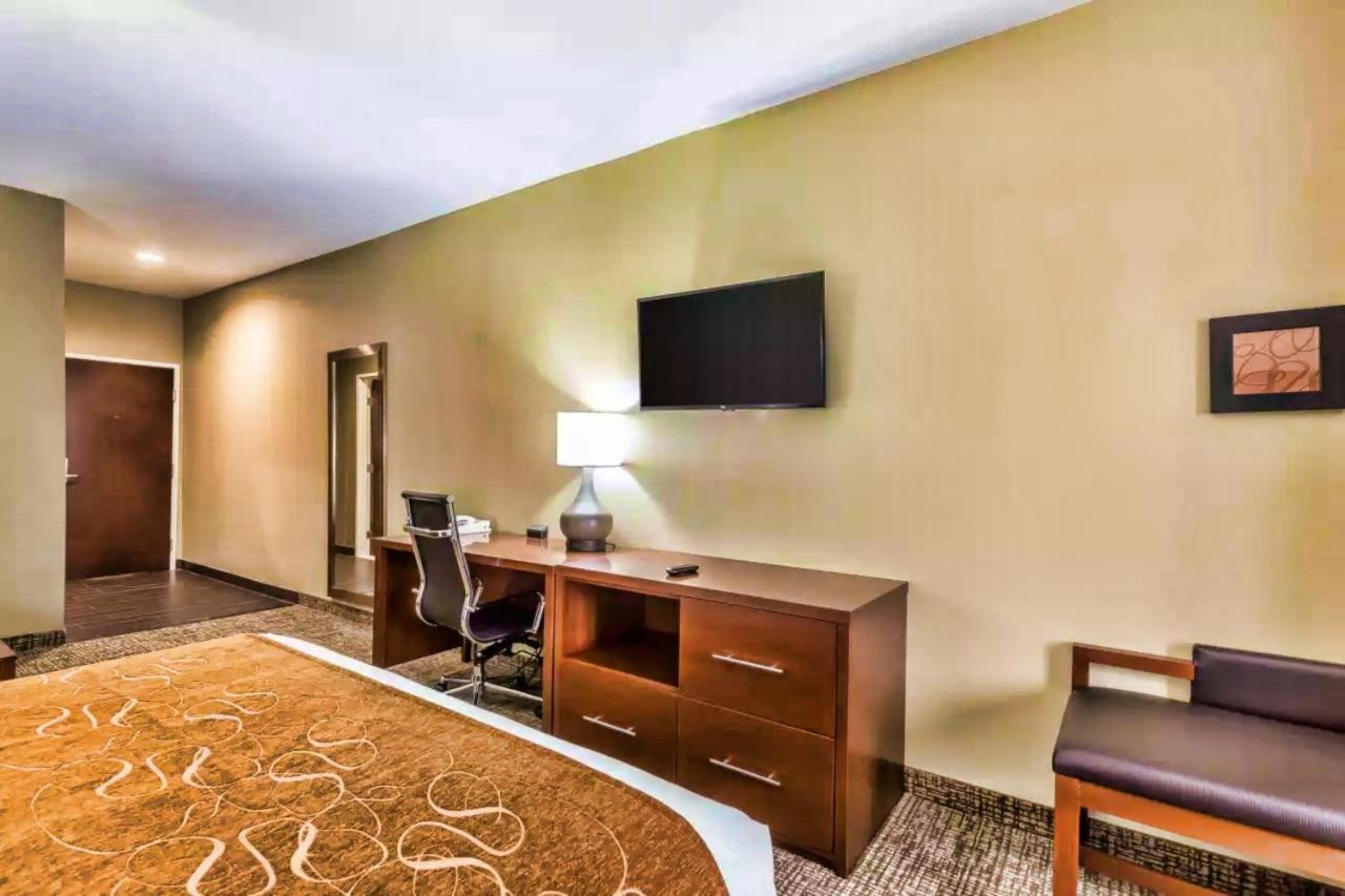 Comfort Suites Houston I45 North Aldine Eksteriør billede